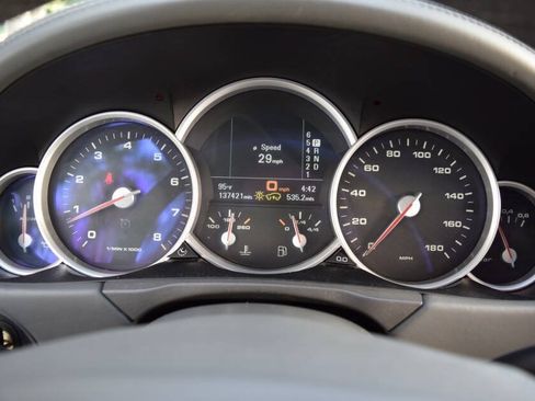 Used 2004 Porsche Cayenne Turbo AWD/4WD image 66