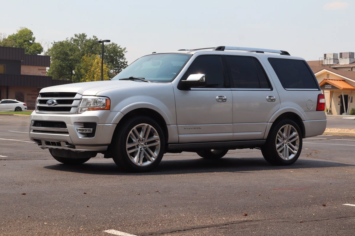 Used 2016 Ford Expedition Platinum AWD/4WD image 11