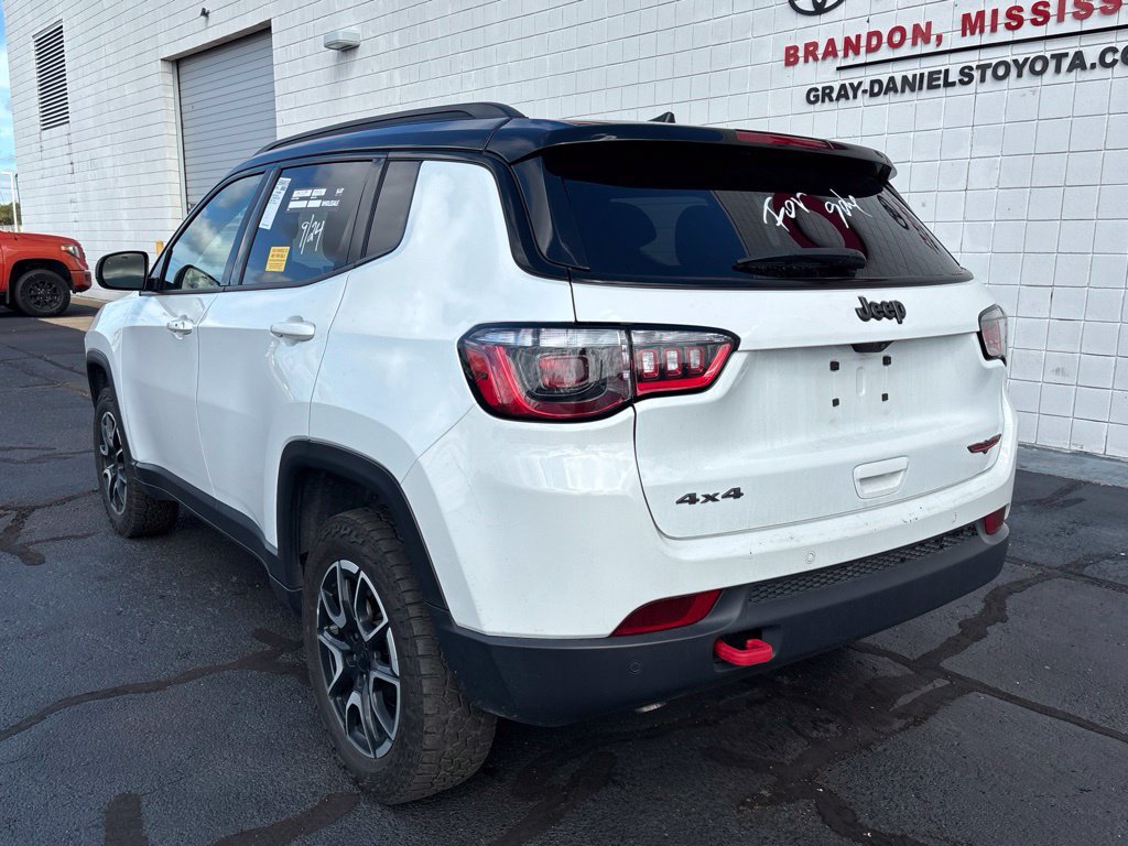 Used 2024 Jeep Compass Trailhawk AWD/4WD image 6