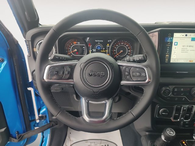 New 2026 Jeep Wrangler Unlimited Sahara w/ Safety Group AWD/4WD image 12