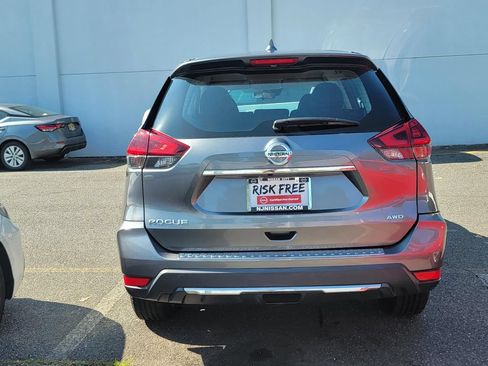 Used 2019 Nissan Rogue S AWD/4WD image 8
