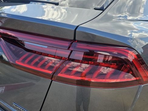 Used 2019 Audi Q8 Premium Plus image 9