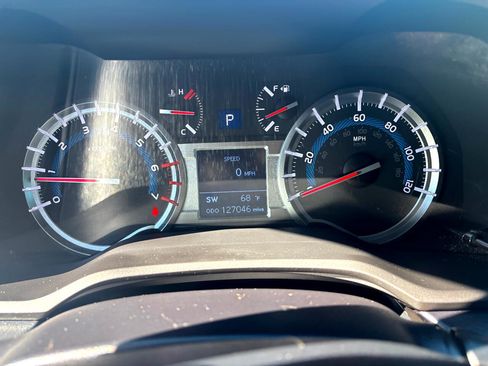 Used 2016 Toyota 4Runner Limited image 20