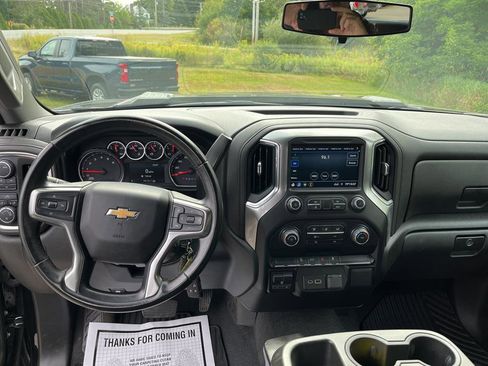 Used 2023 Chevrolet Silverado 2500 LT w/ Z71 Off-Road Package image 7