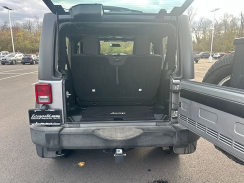 Used 2017 Jeep Wrangler Sport w/ Quick Order Package 24S image 17