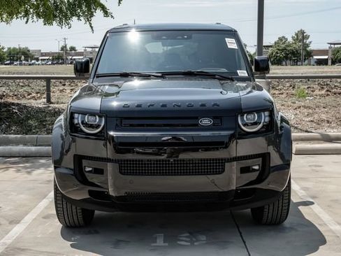 New 2026 Land Rover Defender 110 X AWD/4WD image 6