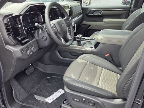 New 2026 Chevrolet Silverado 1500 ZR2 AWD/4WD image 5