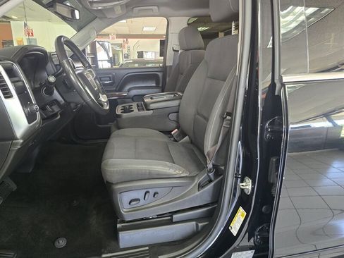 Used 2017 GMC Sierra 1500 SLE w/ SLE Value Package RWD image 9
