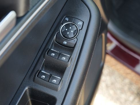 Used 2024 Ford Edge SEL w/ Convenience Package image 20