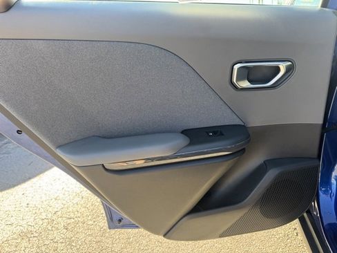 Certified 2025 Kia K4 EX image 10