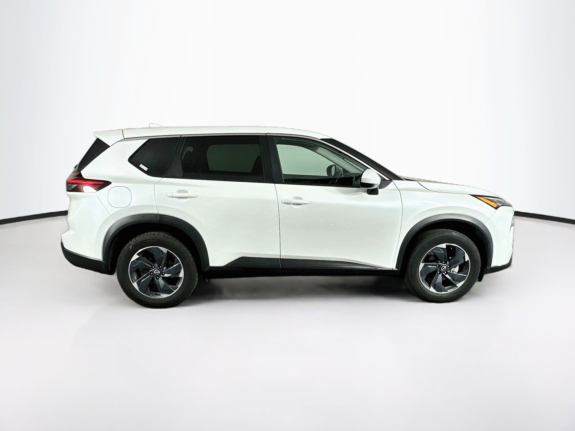 Used 2024 Nissan Rogue SV FWD image 10