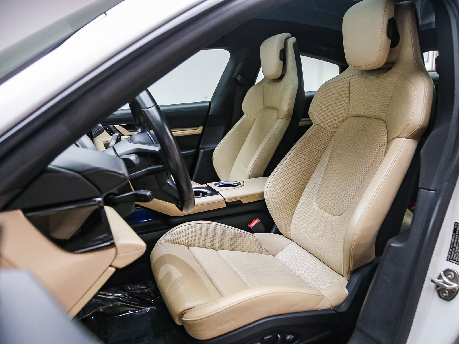 Certified 2021 Porsche Taycan 4S w/ Premium Package AWD/4WD image 5