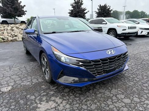 Used 2021 Hyundai Elantra Limited FWD image 3