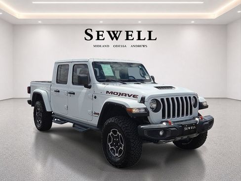 Used 2022 Jeep Gladiator Mojave w/ Cold Weather Group AWD/4WD image 6