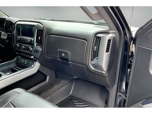 Used 2017 Chevrolet Silverado 1500 LTZ image 23
