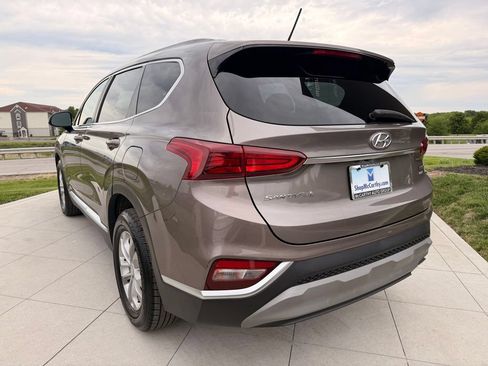 Used 2019 Hyundai Santa Fe SE AWD/4WD image 3