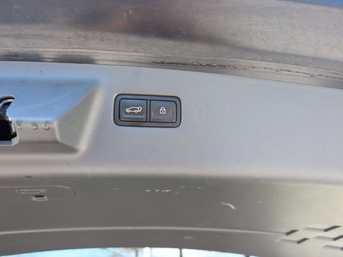 Used 2024 Hyundai Santa Fe SEL image 32