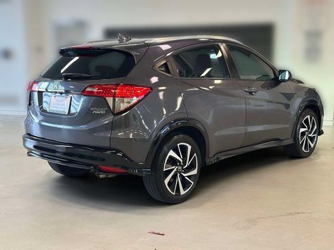 Used 2020 Honda HR-V Sport image 4