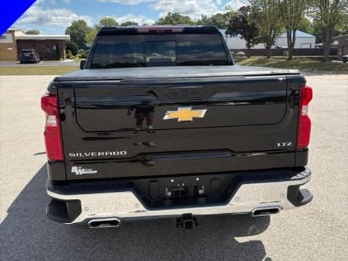 Used 2025 Chevrolet Silverado 1500 LTZ AWD/4WD image 5
