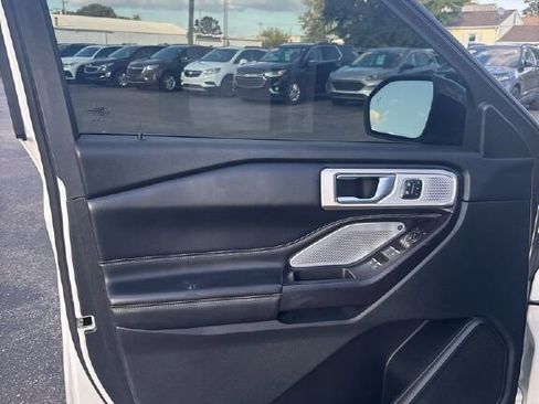 Used 2020 Ford Explorer ST w/ ST Street Pack image 24