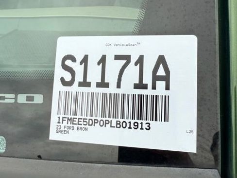 Used 2023 Ford Bronco Wildtrak image 35