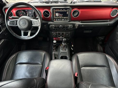 Used 2021 Jeep Gladiator Rubicon AWD/4WD image 12