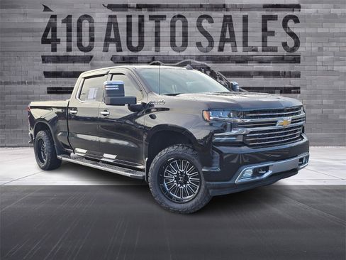 Used 2020 Chevrolet Silverado 1500 High Country w/ Technology Package AWD/4WD image 1