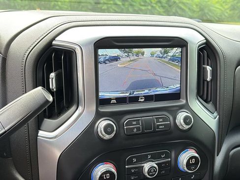 Used 2021 GMC Sierra 1500 Elevation w/ Preferred Package AWD/4WD image 19