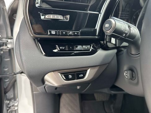 Used 2024 Lexus RX 350 Premium w/ Accessory Package (K3) FWD image 33