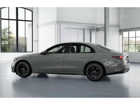 New 2026 Mercedes-Benz E 450 4MATIC Sedan image 31