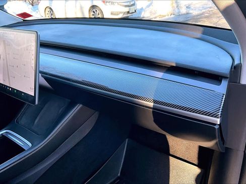 Used 2021 Tesla Model Y Long Range image 17