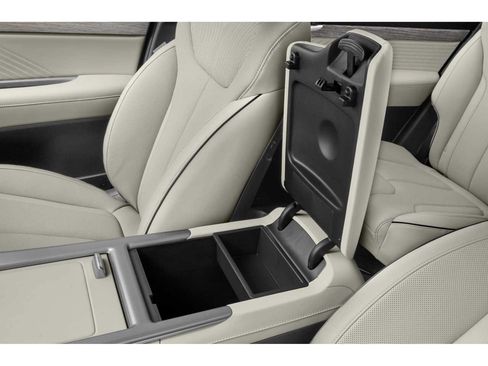 Used 2024 Hyundai Palisade Calligraphy FWD image 10