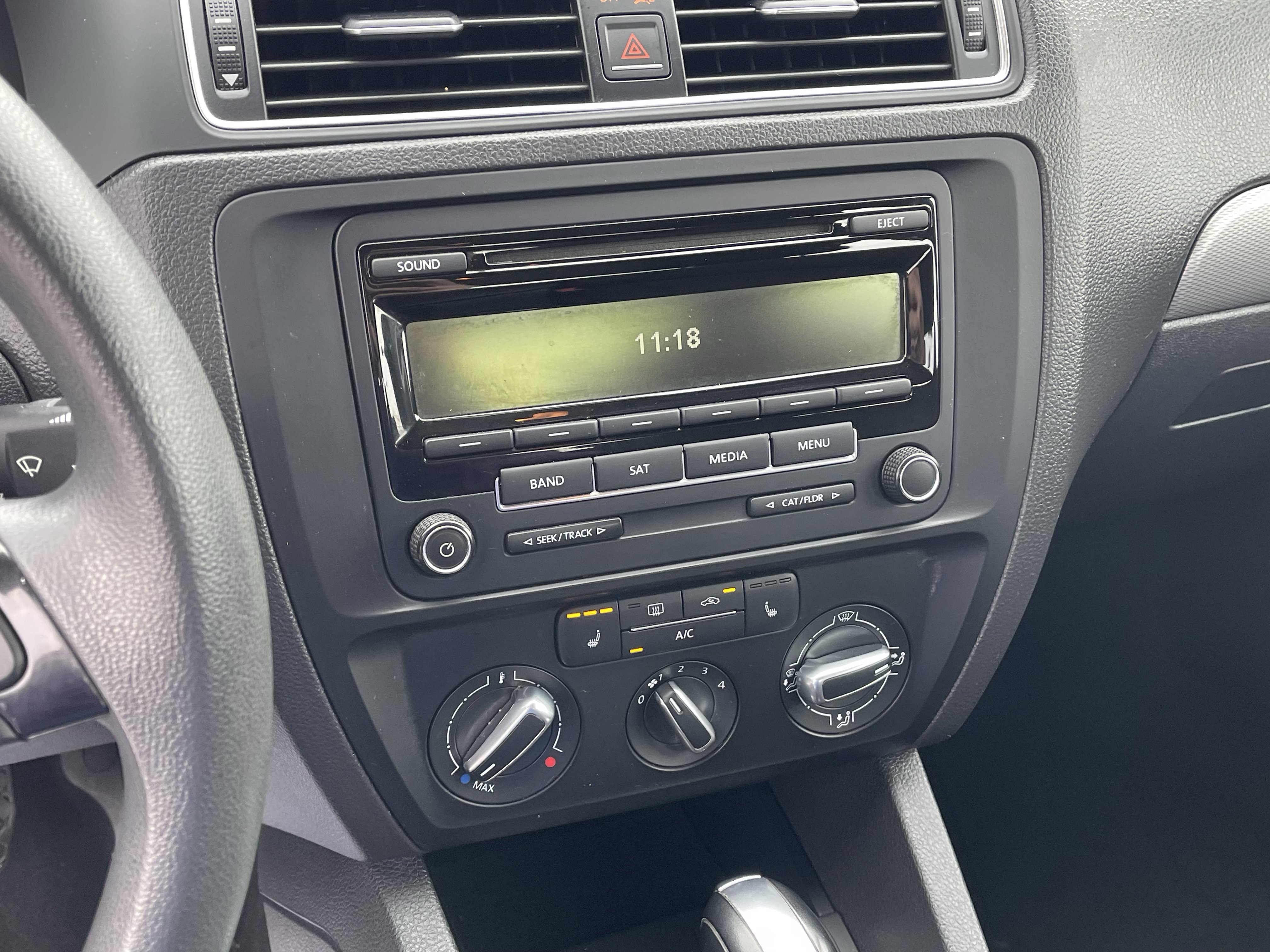 Used 2015 Volkswagen Jetta SE FWD image 17