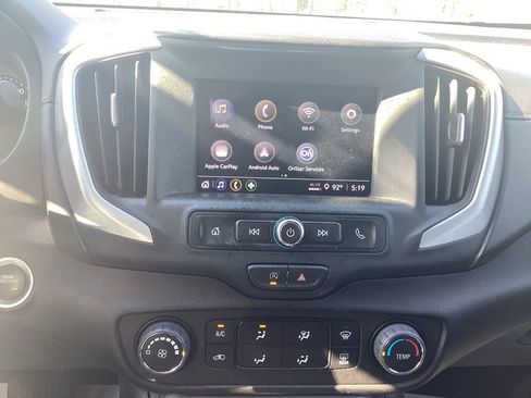Used 2024 GMC Terrain SLE FWD image 24