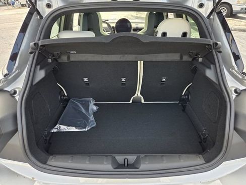 New 2026 MINI Cooper 4-Door Hardtop FWD image 14