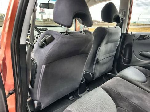 Used 2007 Honda Fit Sport image 13