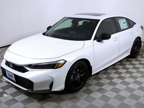 Certified 2025 Honda Civic Sport image 3