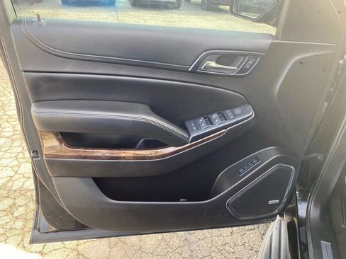 Used 2017 Chevrolet Tahoe LT image 10