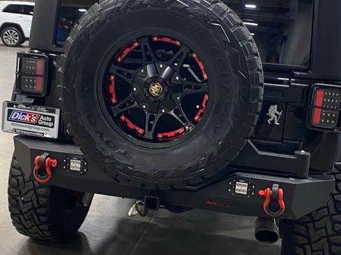 Used 2011 Jeep Wrangler Sport w/ Black Appearance Group AWD/4WD image 5