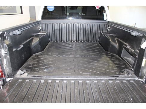 Used 2021 Toyota Tacoma SR5 image 9