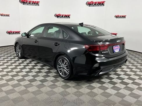 Used 2022 Kia Forte GT-Line w/ GT-Line Premium Package FWD image 6
