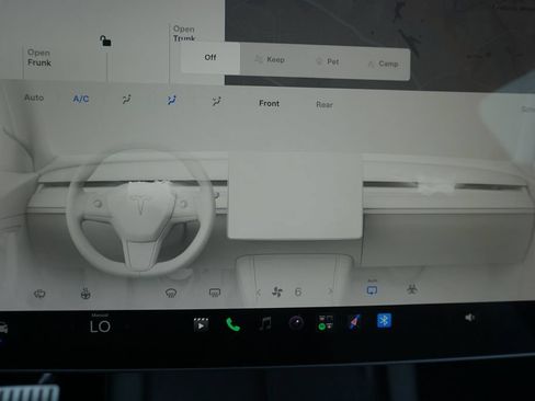 Used 2022 Tesla Model Y Performance AWD/4WD image 6