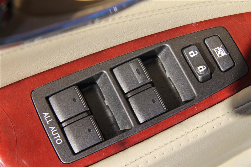 Used 2007 Lexus LS 460 RWD image 16
