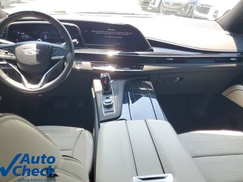 Used 2024 Cadillac Escalade Sport AWD/4WD image 16