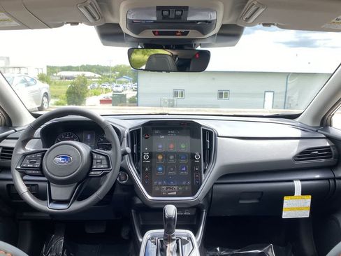 Certified 2025 Subaru Crosstrek 2.5i Limited w/ Crosstrek Mirror Package AWD/4WD image 14