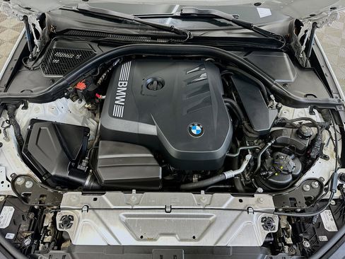 Used 2025 BMW 330i xDrive Sedan AWD/4WD image 34