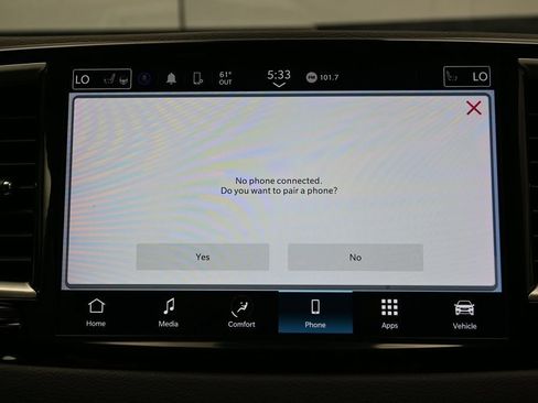 Used 2024 Chrysler Pacifica Touring-L FWD image 34