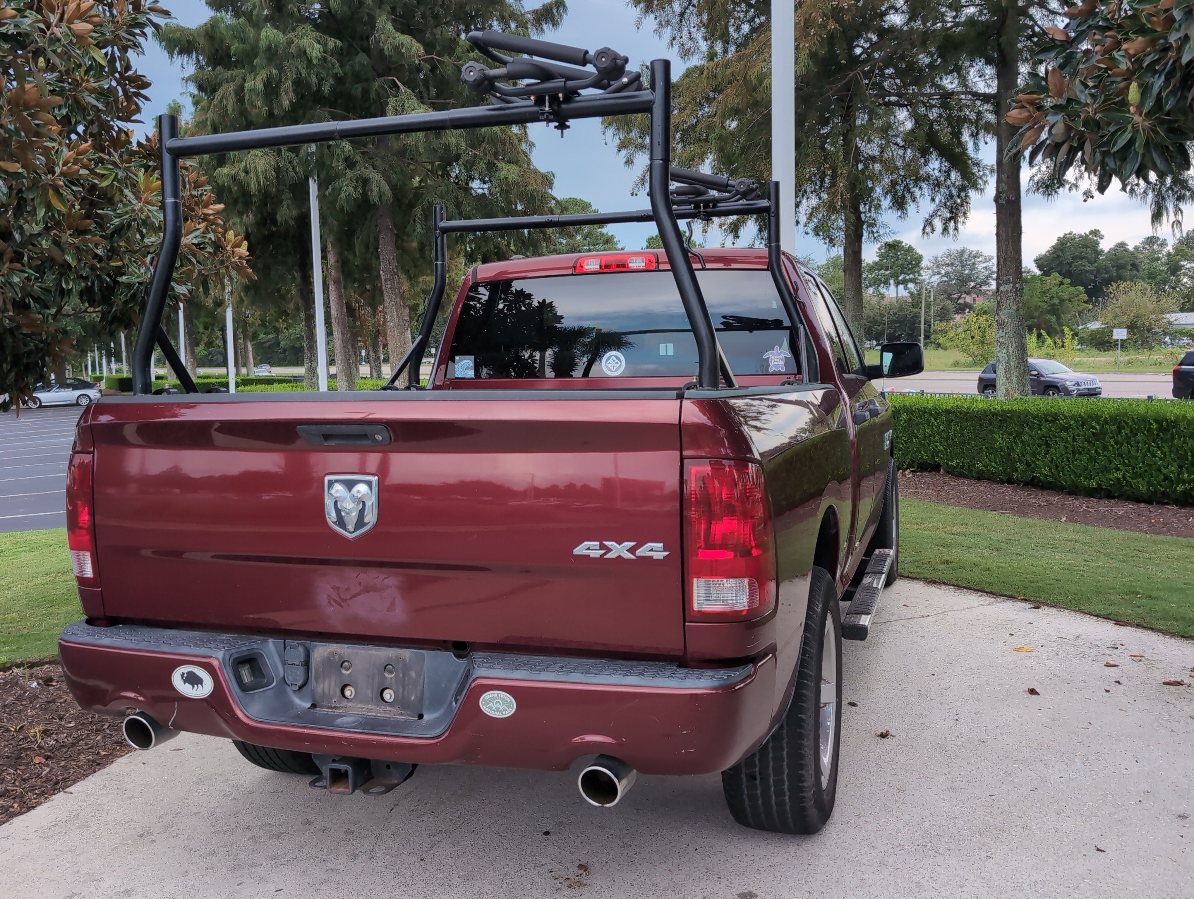 Used 2017 RAM 1500 Express w/ Express Value Package AWD/4WD image 10