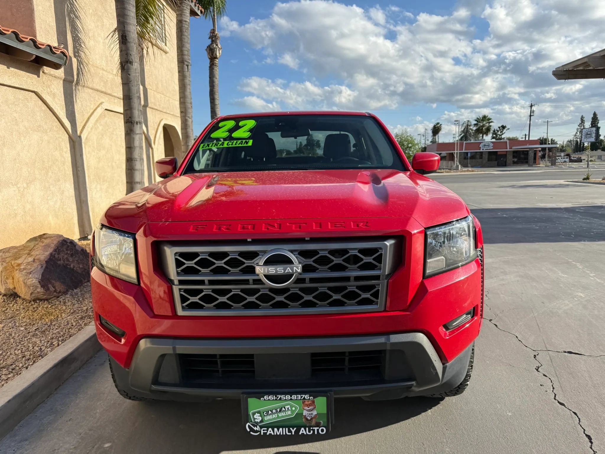Used 2022 Nissan Frontier SV RWD image 2