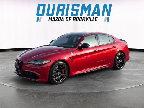 Used 2024 Alfa Romeo Giulia Quadrifoglio w/ Active Assist Plus Package image 2